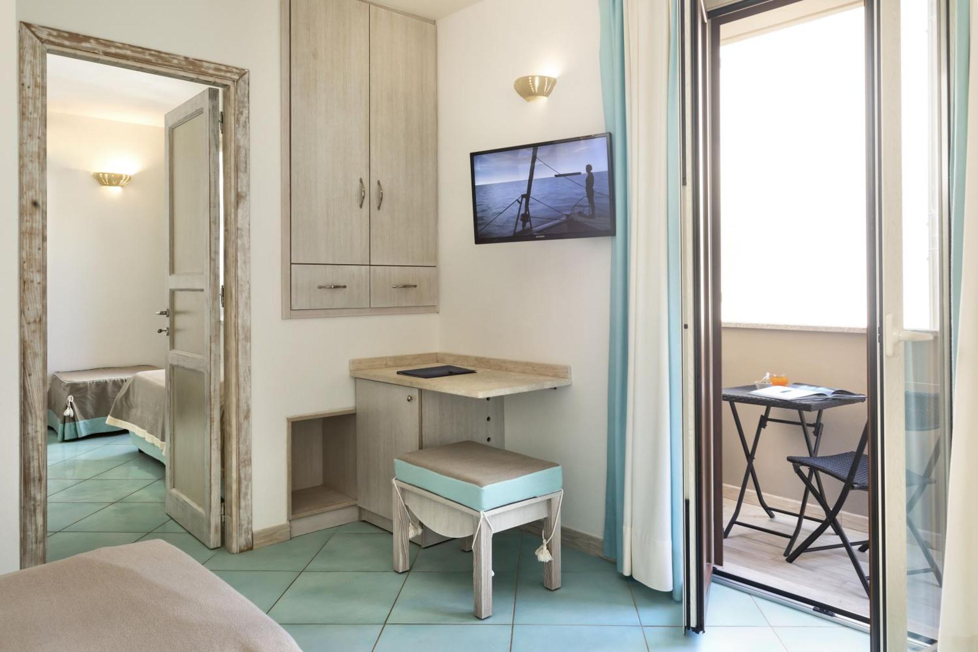 Hotel Corallaro Santa Teresa Gallura Eksteriør billede
