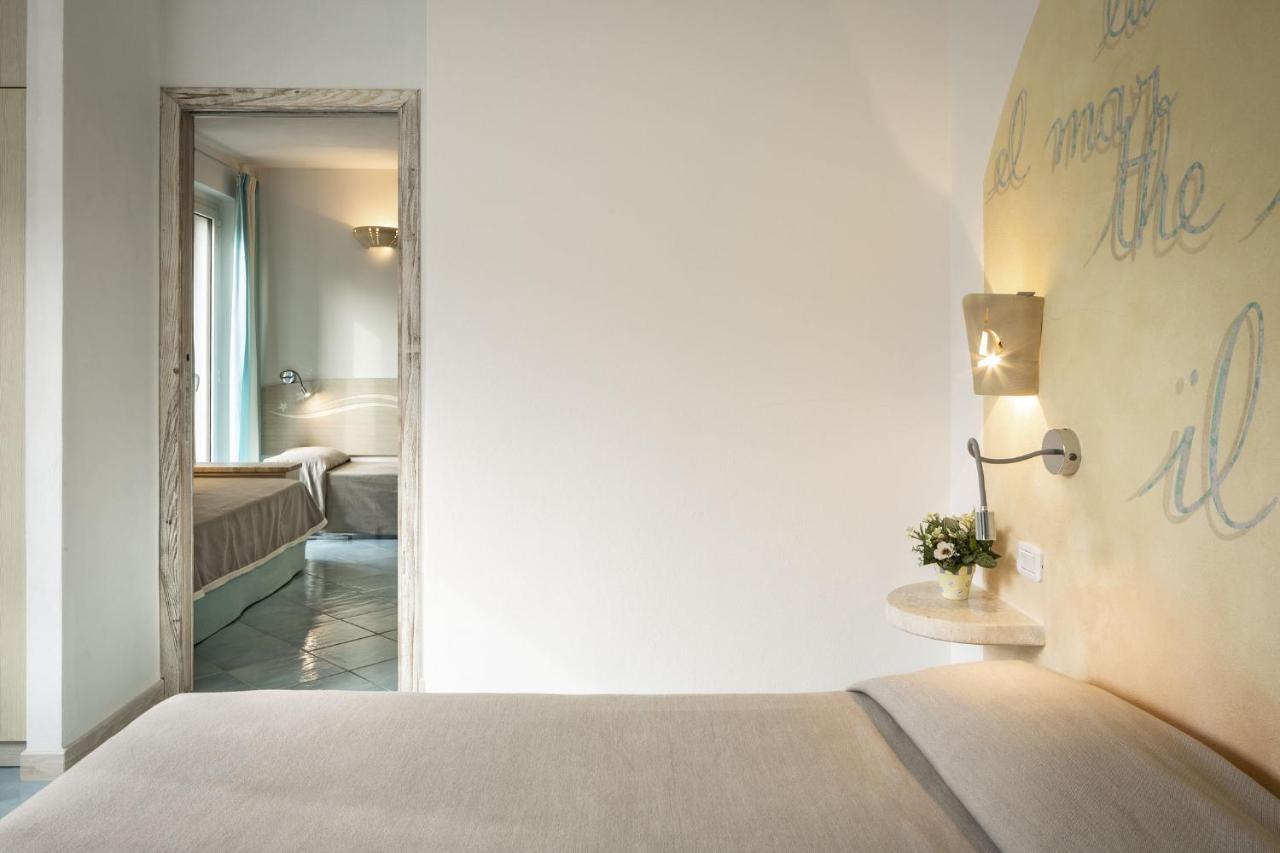 Hotel Corallaro Santa Teresa Gallura Eksteriør billede